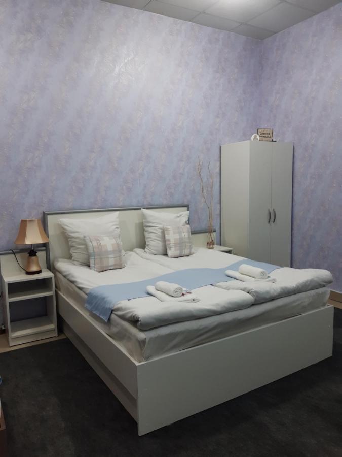 גיומרי Lind Guest House B&B מראה חיצוני תמונה